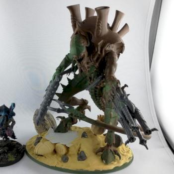 Hirofex Tyranid Knight Titan by Rekrom