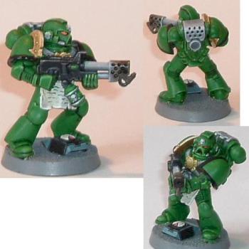 Salamander Space Marine by woodleg