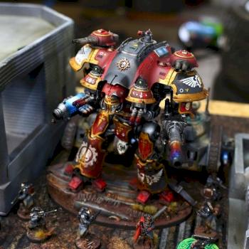 Warhammer 40k Imperial Knight Castellan by karni