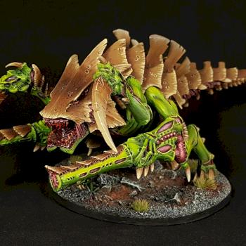 Tyranid Barbed Hierodule by Kneeil