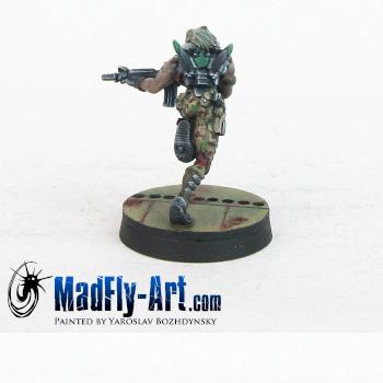 Yuan Yuan (Rifle) by MadFlyArtStudio