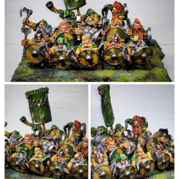Dwarf Clansmen by Curunnir
