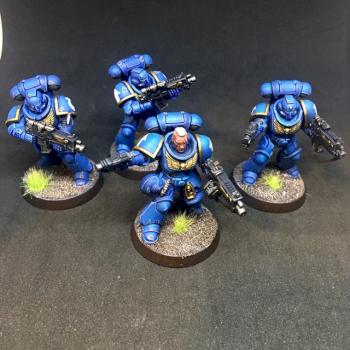 SPACE MARINES SQUAD by juanlurockerman