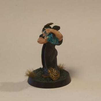 Dark elf sorcerer by Sombresonges
