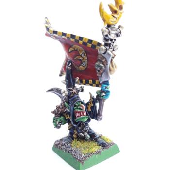 Night Goblin Battle Standard Bearer by Aurigus