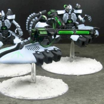 Necron heavy destroyer by Lomingen