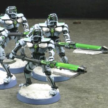 Necron Pariah by Lomingen
