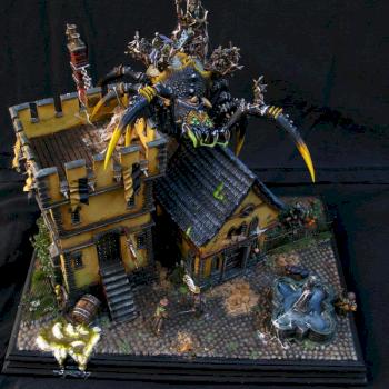 Size DOES matter- Arachnarok Diorama by Serafin