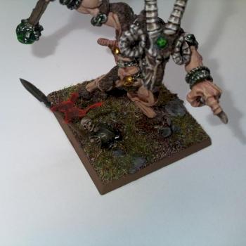 Vermin lord side base view by hexter