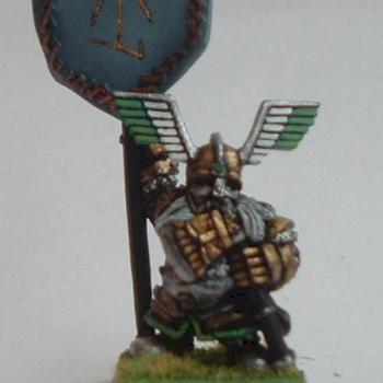 Dwarf Battle Standard Bearer by kaiserjez