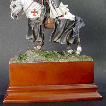 Templar Knight with Baucant 54mm by Vahilor