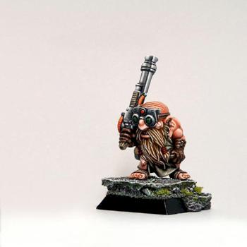Dwarf blunderbuss-wielder by wolfen