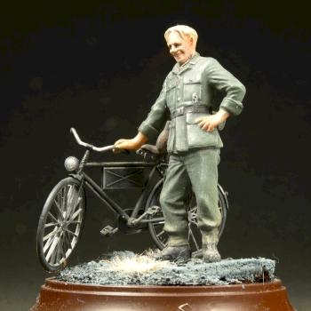 German Soldier w/Bicycle . 1/35 scale plastic figure. Tamiya. by Finecraftpoland
