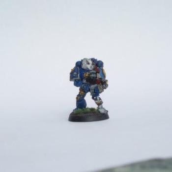 Tyranid Hunter by alphatier joe
