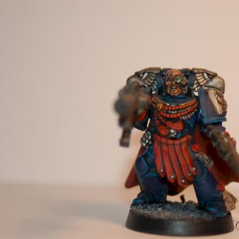 Crismon Fist Commander by spikeybootminis