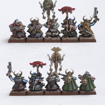 Dwarf Thunderers by Comitiva Carmina