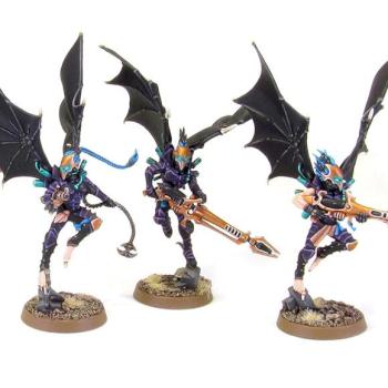 Dark Eldar Scourges by richardvan