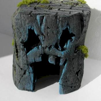 Stone back by Tuhis