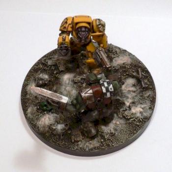 WD 345 Free minis in diorama by Bogen