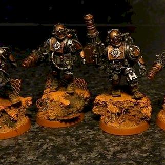 Mechanicum Tech Thralls by Mckennasminiatures