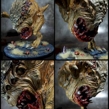 Colossal Squig by Maho