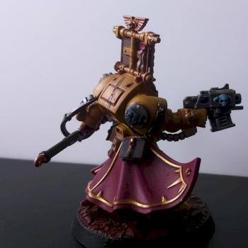 Imperial Fists Librarian Zenith Draco by Oliver