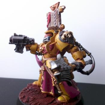 Imperial Fists Librarian Zenith Draco by Oliver