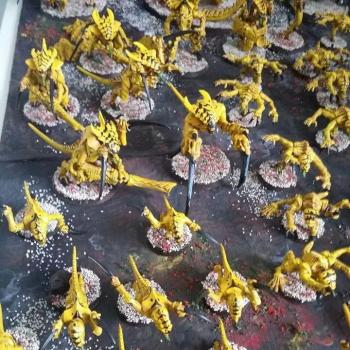 Tyranid swarm by feekejames