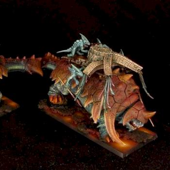Lizardmen Bastiladons with Ark of Sotek and Solar Engine by Awaken Realms