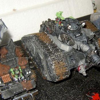 Looted Leman Russ by ShasO Sodit