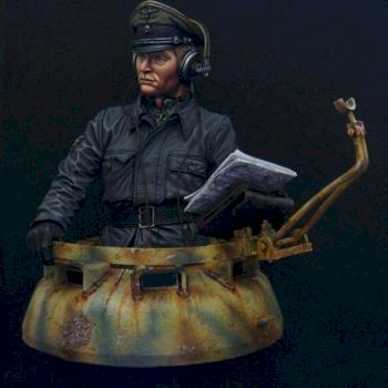 max wunsche tank comander bust by Bonelord