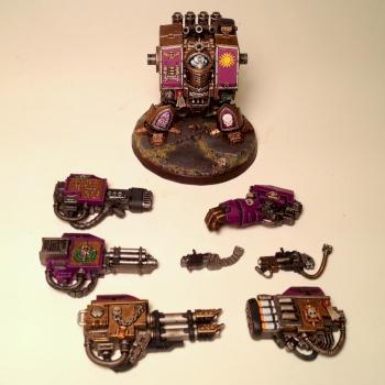 Unconquered Sun Marines Venerable Dread with variant arms by Spanglo