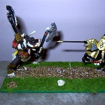 Minotaur and Knight diorama by Darkchylde