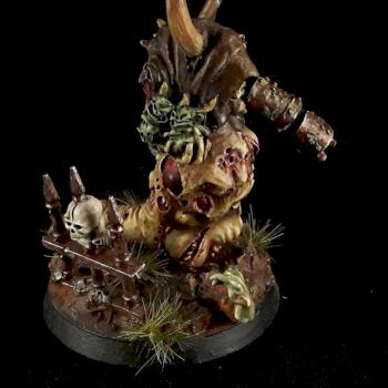 Herald of Nurgle by Kneeil