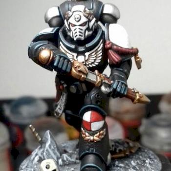 Black Templar Primaris Liutenant by Nagini
