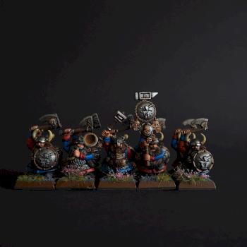 Dwarfs by CommissionFantasyPainter