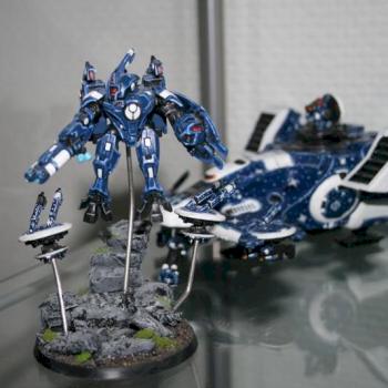 Tau Commander in Krisis Suit by Gilead