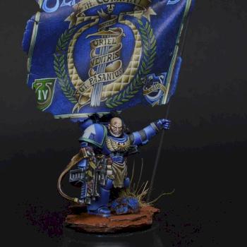 Space Marine Captain by ithandir