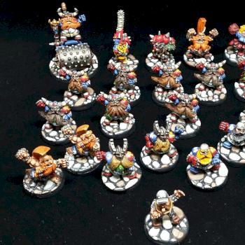 Dwarf blood bowl team by phiphe