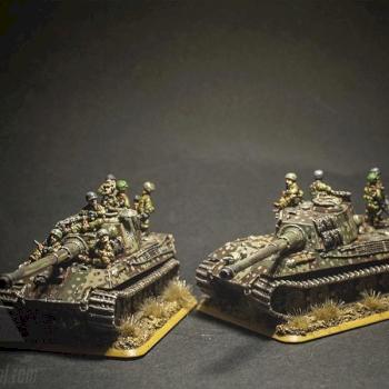 Panzerkampfwagen VI B Königstiger \ Fallschirmjäger by Wolffghar