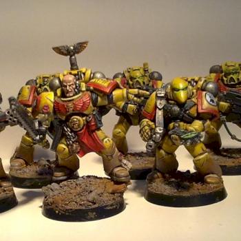 Imperial Fists tactical marines by Troll kim