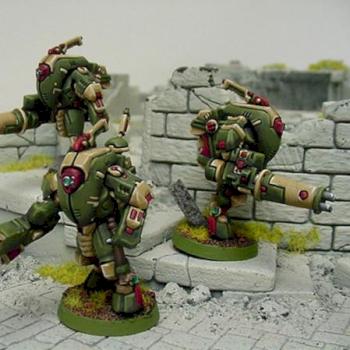Tau stealth suit team by Paintingslave