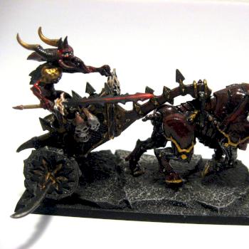 Khorne Herald riding chariot by Martin Lymer