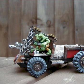 Grot rigger on Trukk by krakgrenade