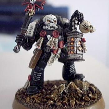 Black Templar Chaplain Starbe by tylerkorel