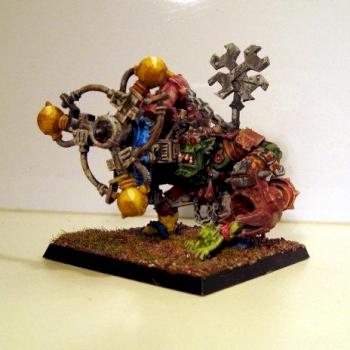 Ork Big Mek with Shokk Attack Gun by Nidhogg