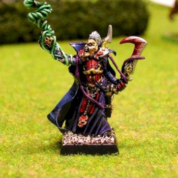 Dark Elf sorcerer by Runsinthewind