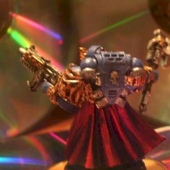 Une autre figurine by trakkamagmatronick