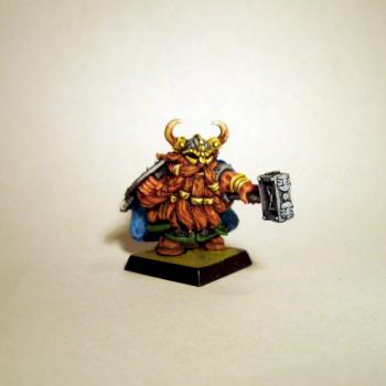 Dwarf Lord with Hammer & Shield by Nidhogg