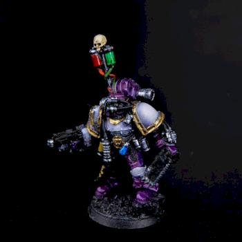 Space Marine Apothecary by cool-minis.com